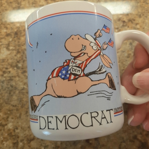 VTG HALLMARK DEMOCRAT MUG - Picture 1 of 9